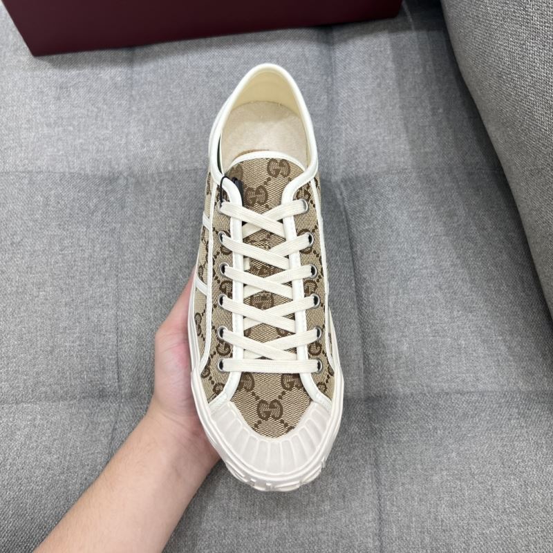 Gucci Low Shoes